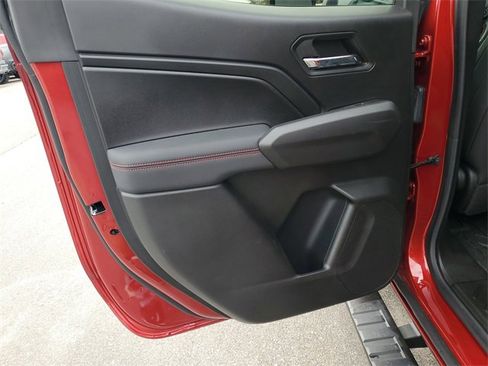 Used 2024 Chevrolet Colorado Z71 w/ Advanced Trailering Package image 23