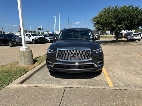 Used 2023 INFINITI QX80 Luxe w/ Cargo Package RWD image 2