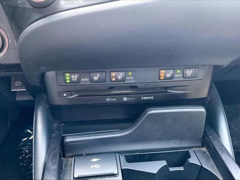 Used 2021 Lexus ES 250 w/ Premium Package image 34