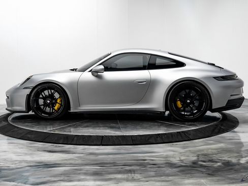 Used 2024 Porsche 911 GT3 image 5