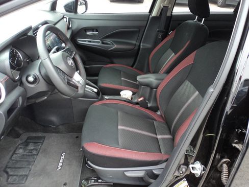 Used 2025 Nissan Versa SR w/ Trunk Package FWD image 13