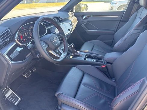 Used 2025 Audi Q3 2.0T Premium Plus w/ Premium Plus Package image 6