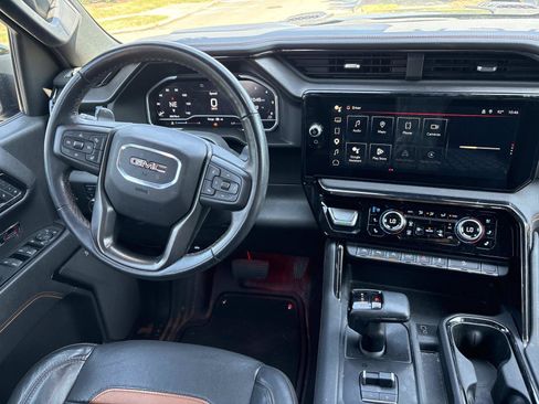 Used 2023 GMC Sierra 1500 AT4 w/ AT4 Premium Package AWD/4WD image 29