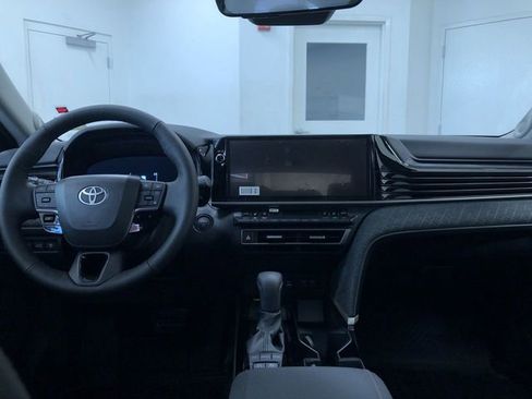 New 2026 Toyota Camry XLE image 9
