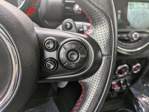 Used 2017 MINI Cooper Clubman S image 27