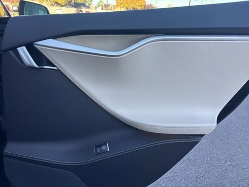 Used 2017 Tesla Model S 75 image 14