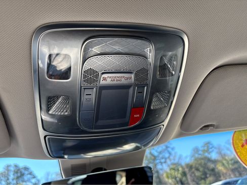 Used 2024 Genesis GV80 2.5T image 32