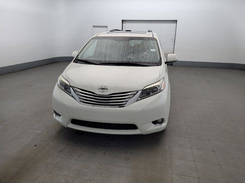 Used 2015 Toyota Sienna Limited Premium AWD/4WD image 15