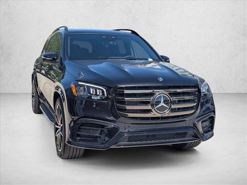 New 2026 Mercedes-Benz GLS 580 4MATIC image 6