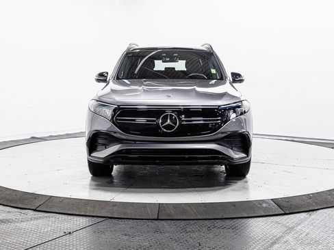 Used 2023 Mercedes-Benz EQB 300 4MATIC image 2