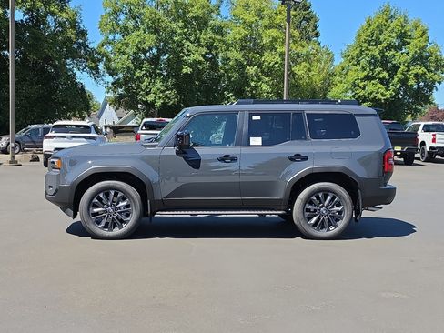 New 2027 Toyota Land Cruiser AWD/4WD image 6