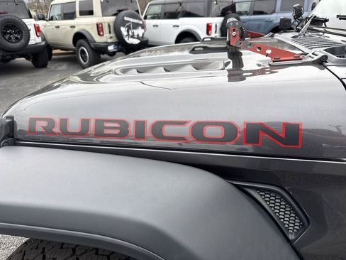 Used 2022 Jeep Wrangler Unlimited Rubicon image 12