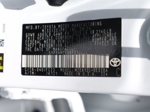 Used 2024 Toyota Corolla SE FWD image 35