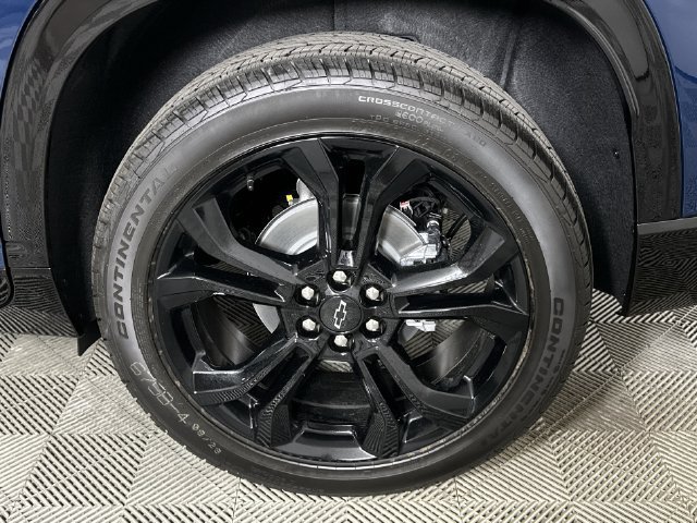 New 2027 Chevrolet Traverse RS w/ LPO, Floor Liner Package FWD image 35