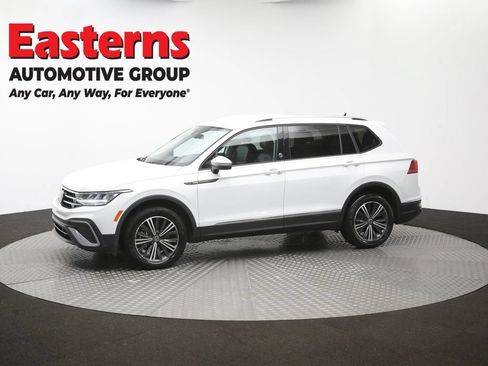 Used 2024 Volkswagen Tiguan Wolfsburg Edition FWD image 55