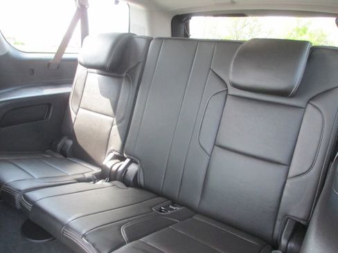 Used 2019 GMC Yukon XL Denali w/ Denali Ultimate Package image 25