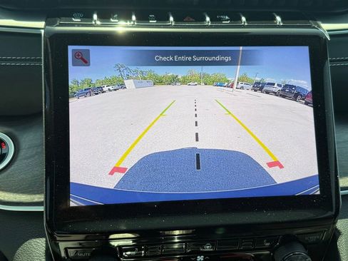 New 2025 Jeep Grand Cherokee Limited 4xe image 24