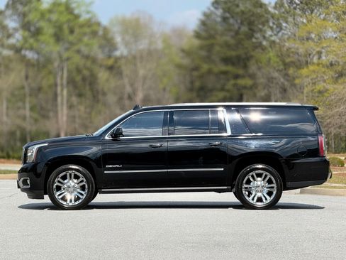 Used 2017 GMC Yukon XL Denali w/ Open Road Package image 9