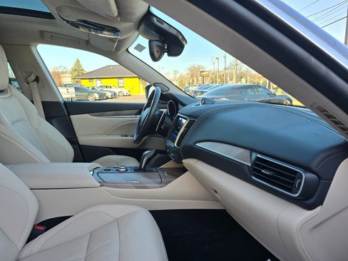 Used 2020 Maserati Levante GTS image 24