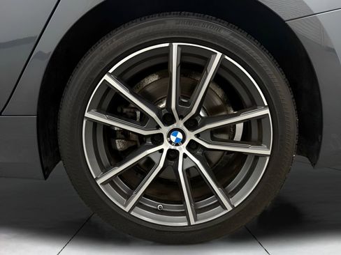 Used 2021 BMW 330i xDrive Sedan w/ Premium Package AWD/4WD image 28