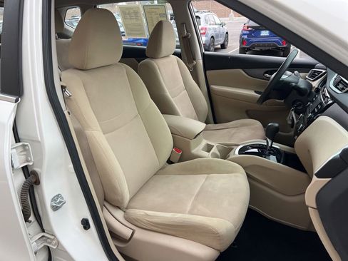 Used 2016 Nissan Rogue S image 23