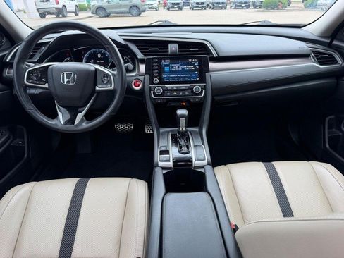 Used 2020 Honda Civic Touring image 10