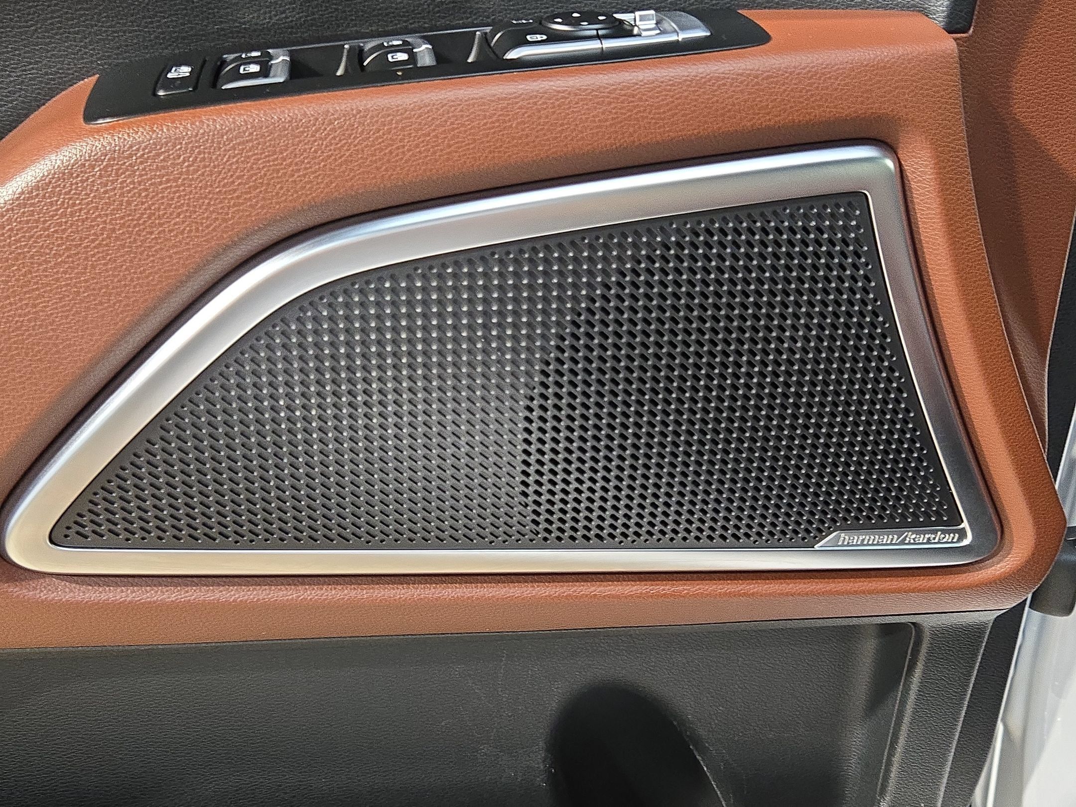 Used 2023 Kia Telluride SX AWD/4WD image 22