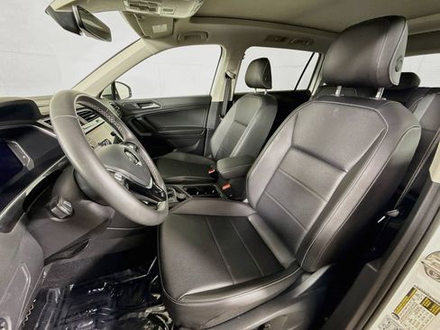 Used 2021 Volkswagen Tiguan SEL AWD/4WD image 5