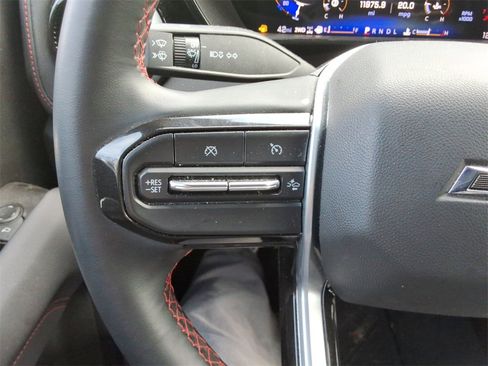 Certified 2024 Chevrolet Colorado Z71 w/ Z71 Convenience Package 2 image 26