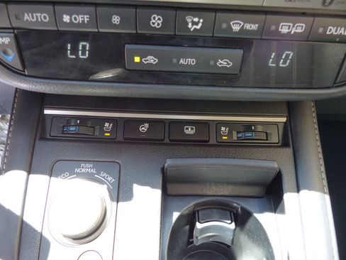 Used 2017 Lexus ES 350 FWD image 33
