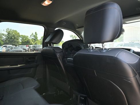 Used 2024 RAM 2500 Tradesman w/ Chrome Appearance Group AWD/4WD image 24
