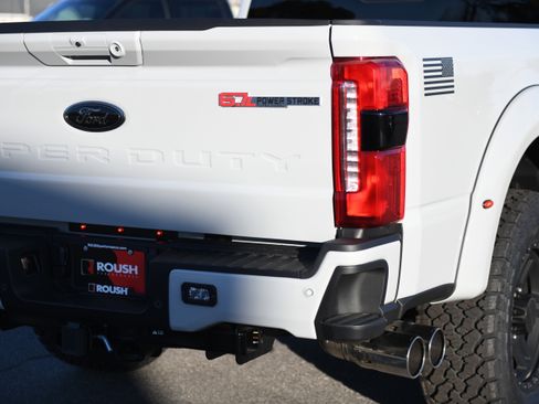 New 2026 Ford F250 Lariat w/ Black Appearance Package image 12