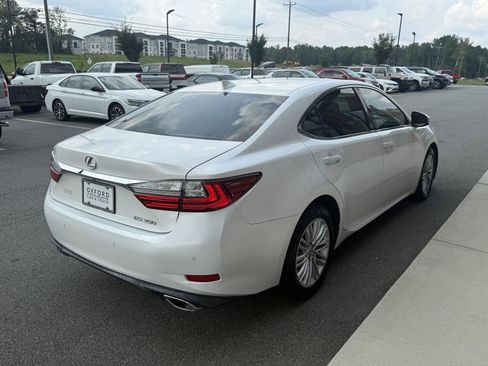 Used 2017 Lexus ES 350 w/ Premium Package FWD image 6