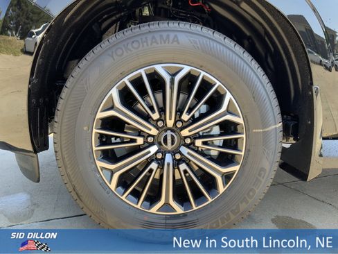 New 2026 Nissan Armada Platinum image 11