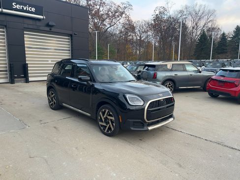 New 2026 MINI Cooper Countryman S image 2