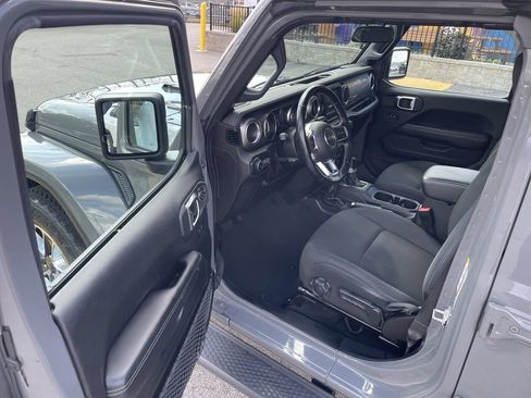 Certified 2020 Jeep Wrangler Unlimited Sahara w/ Cold Weather Group AWD/4WD image 14