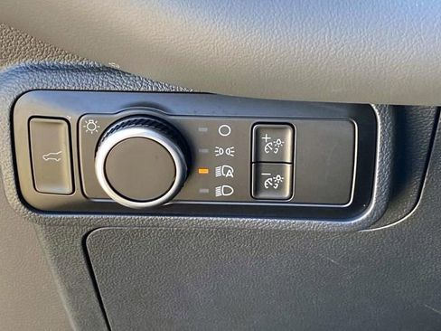 Used 2026 Ford Explorer Active AWD/4WD image 24