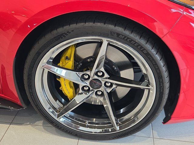 Used 2025 Chevrolet Corvette Z06 RWD image 26