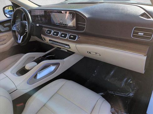 Used 2021 Mercedes-Benz GLE 350 4MATIC image 24