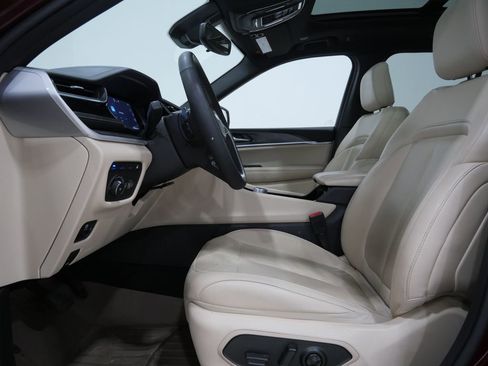 Used 2022 Jeep Grand Cherokee Limited 4xe image 12