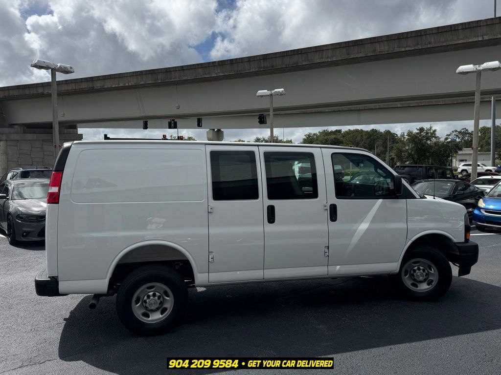 Used 2026 Chevrolet Express 2500 w/ Driver Convenience Package RWD image 8