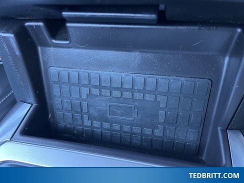 Certified 2024 Ford Explorer XLT w/ Equipment Group 202A image 39