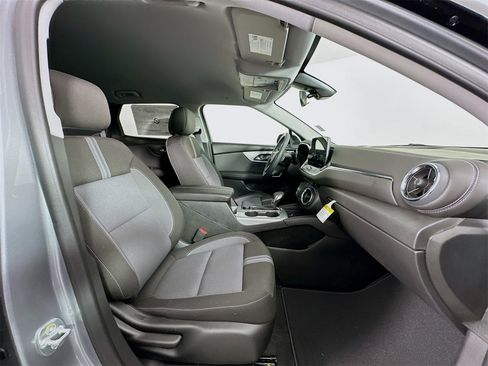 New 2025 Chevrolet Blazer LT w/ Midnight/Sport Edition image 28