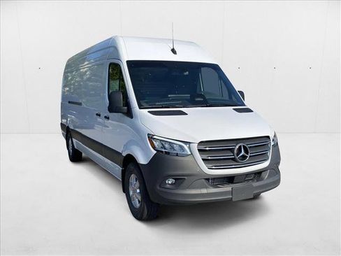 New 2025 Mercedes-Benz Sprinter 2500 image 24