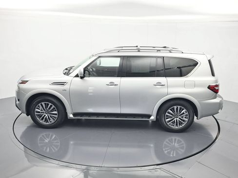 Used 2021 Nissan Armada SL w/ Captain's Chairs Package AWD/4WD image 38
