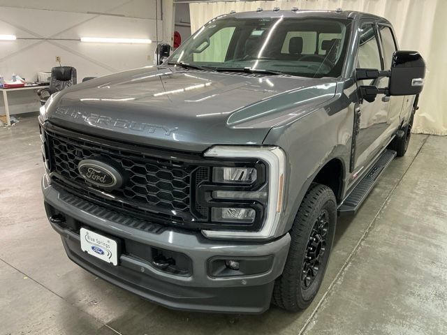 New 2026 Ford F350 Lariat w/ Black Appearance Package AWD/4WD image 9