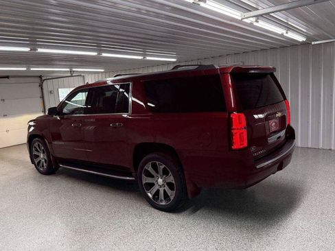 Used 2018 Chevrolet Suburban Premier AWD/4WD image 5