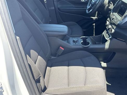 Used 2024 GMC Terrain SLE w/ Driver Convenience Package AWD/4WD image 26