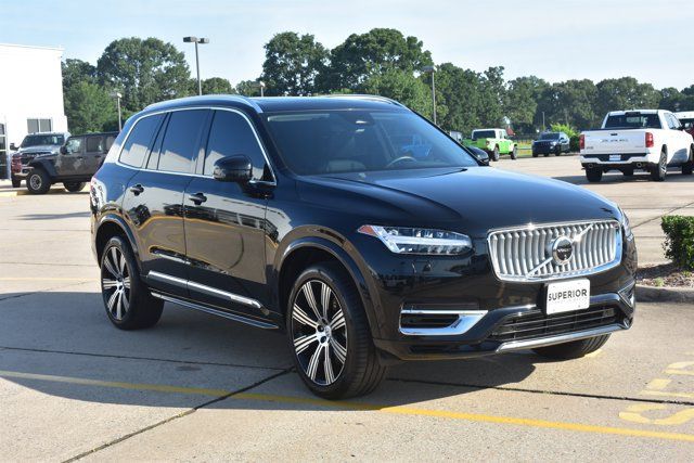 Used 2024 Volvo XC90 T8 Plus w/ Protection Package Premier AWD/4WD image 3