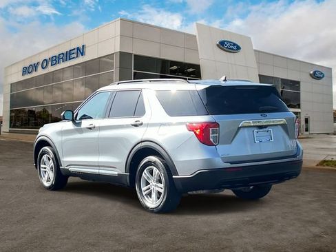 Certified 2023 Ford Explorer XLT AWD/4WD image 3